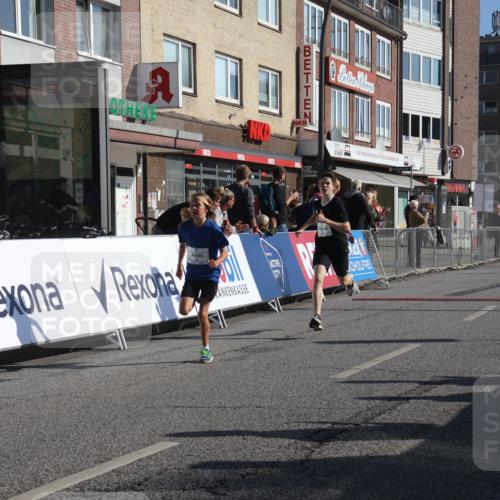 15.09.2024 - PSD Bank Halbmarathon Michael Strokosch http://msf.ph/oto/7069441 15.09.2024 10:24:51 Ziel 61, 119, 131, 211 meine-sportfotos.de