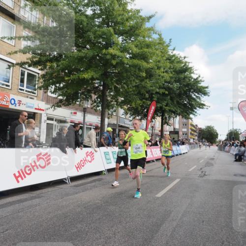 15.09.2024 - PSD Bank Halbmarathon Miley Keyser http://msf.ph/oto/7069486 15.09.2024 11:21:48 Ziel 419, 422, 643, 653, 655, 854, 867, 1010, 1049 meine-sportfotos.de