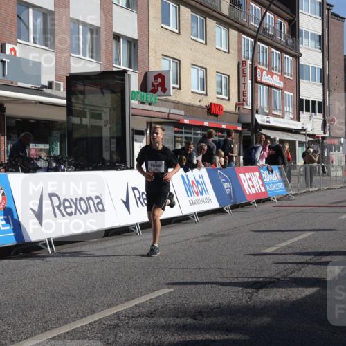 15.09.2024 - PSD Bank Halbmarathon Michael Strokosch http://msf.ph/oto/7069513 15.09.2024 10:24:59 Ziel 61, 119, 131, 211 meine-sportfotos.de