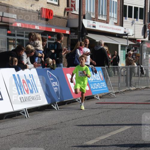 15.09.2024 - PSD Bank Halbmarathon Michael Strokosch http://msf.ph/oto/7069559 15.09.2024 10:25:06 Ziel 102, 119, 131, 165, 177 meine-sportfotos.de