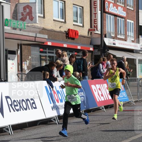 15.09.2024 - PSD Bank Halbmarathon Michael Strokosch http://msf.ph/oto/7069609 15.09.2024 10:25:10 Ziel 7, 102, 119, 165, 177 meine-sportfotos.de