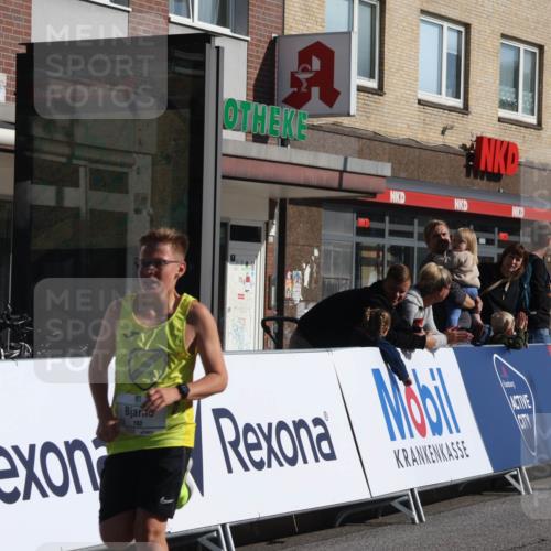 15.09.2024 - PSD Bank Halbmarathon Michael Strokosch http://msf.ph/oto/7069638 15.09.2024 10:25:11 Ziel 7, 102, 165, 177 meine-sportfotos.de