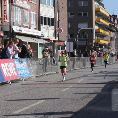 15.09.2024 - PSD Bank Halbmarathon Michael Strokosch http://msf.ph/oto/7069646 15.09.2024 10:25:14 Ziel 7, 19, 66, 102, 165, 177 meine-sportfotos.de