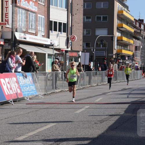 15.09.2024 - PSD Bank Halbmarathon Michael Strokosch http://msf.ph/oto/7069651 15.09.2024 10:25:14 Ziel 7, 19, 66, 102, 165, 177 meine-sportfotos.de