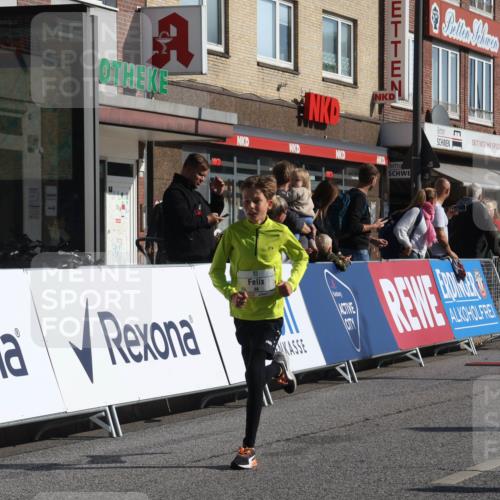 15.09.2024 - PSD Bank Halbmarathon Michael Strokosch http://msf.ph/oto/7069756 15.09.2024 10:25:23 Ziel 7, 19, 66, 102, 110, 257 meine-sportfotos.de