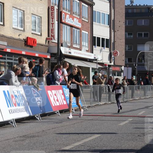 15.09.2024 - PSD Bank Halbmarathon Michael Strokosch http://msf.ph/oto/7069798 15.09.2024 10:25:29 Ziel 7, 19, 36, 66, 110, 238, 257 meine-sportfotos.de
