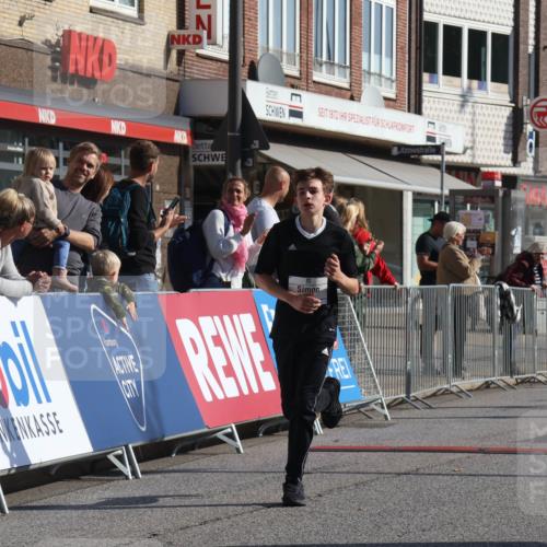 15.09.2024 - PSD Bank Halbmarathon Michael Strokosch http://msf.ph/oto/7069863 15.09.2024 10:25:35 Ziel 36, 110, 221, 238, 248, 257, 300 meine-sportfotos.de