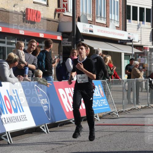 15.09.2024 - PSD Bank Halbmarathon Michael Strokosch http://msf.ph/oto/7069867 15.09.2024 10:25:35 Ziel 36, 110, 221, 238, 248, 257, 300 meine-sportfotos.de