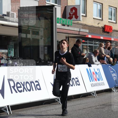15.09.2024 - PSD Bank Halbmarathon Michael Strokosch http://msf.ph/oto/7069891 15.09.2024 10:25:37 Ziel 36, 110, 221, 238, 248, 257, 298, 300 meine-sportfotos.de