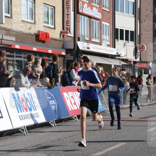 15.09.2024 - PSD Bank Halbmarathon Michael Strokosch http://msf.ph/oto/7069900 15.09.2024 10:25:38 Ziel 36, 110, 221, 238, 248, 257, 298, 300 meine-sportfotos.de