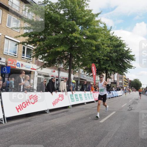 15.09.2024 - PSD Bank Halbmarathon Miley Keyser http://msf.ph/oto/7069901 15.09.2024 11:22:21 Ziel 423, 432, 593, 631, 641, 666, 685, 823, 824, 877 meine-sportfotos.de