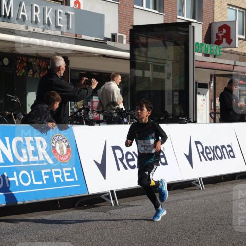 15.09.2024 - PSD Bank Halbmarathon Michael Strokosch http://msf.ph/oto/7069939 15.09.2024 10:25:41 Ziel 36, 54, 221, 238, 248, 257, 298, 300 meine-sportfotos.de