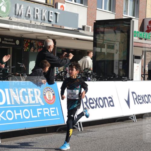 15.09.2024 - PSD Bank Halbmarathon Michael Strokosch http://msf.ph/oto/7069944 15.09.2024 10:25:42 Ziel 36, 54, 221, 238, 248, 257, 298, 300 meine-sportfotos.de