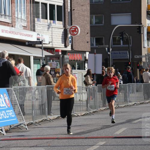 15.09.2024 - PSD Bank Halbmarathon Michael Strokosch http://msf.ph/oto/7070057 15.09.2024 10:25:57 Ziel 20, 54, 98, 240 meine-sportfotos.de
