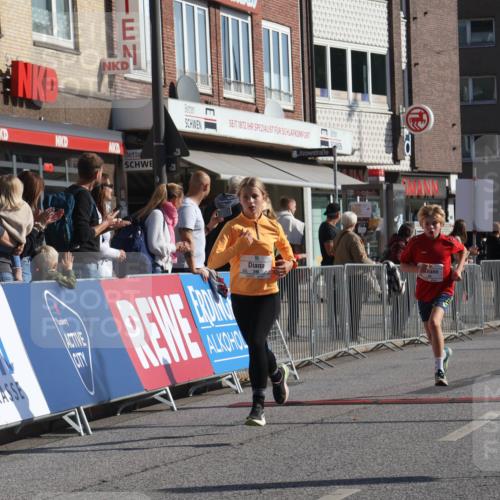 15.09.2024 - PSD Bank Halbmarathon Michael Strokosch http://msf.ph/oto/7070081 15.09.2024 10:25:58 Ziel 20, 54, 98, 240 meine-sportfotos.de