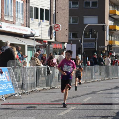 15.09.2024 - PSD Bank Halbmarathon Michael Strokosch http://msf.ph/oto/7070138 15.09.2024 10:26:06 Ziel 20, 98, 181, 240, 242 meine-sportfotos.de