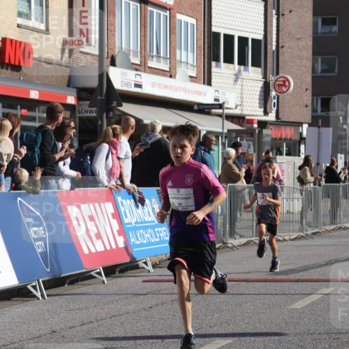 15.09.2024 - PSD Bank Halbmarathon Michael Strokosch http://msf.ph/oto/7070171 15.09.2024 10:26:08 Ziel 9, 20, 88, 144, 181, 240, 242, 295 meine-sportfotos.de