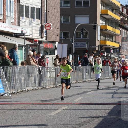 15.09.2024 - PSD Bank Halbmarathon Michael Strokosch http://msf.ph/oto/7070305 15.09.2024 10:26:19 Ziel 9, 86, 88, 116, 118, 143, 144, 181, 188, 200, 216, 242, 251, 295 meine-sportfotos.de