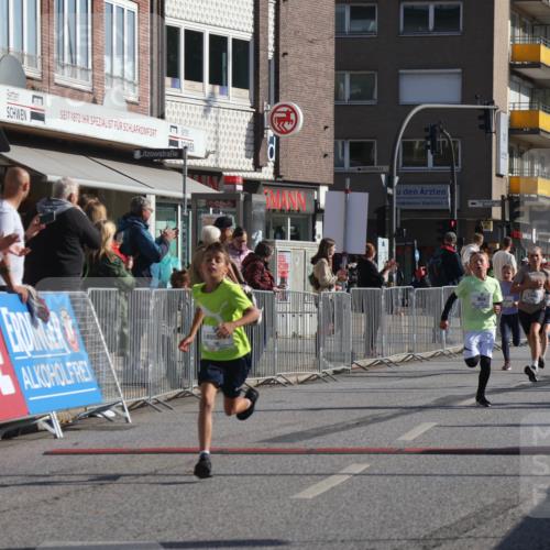 15.09.2024 - PSD Bank Halbmarathon Michael Strokosch http://msf.ph/oto/7070320 15.09.2024 10:26:20 Ziel 9, 86, 88, 116, 118, 143, 144, 181, 188, 200, 216, 242, 251, 295 meine-sportfotos.de