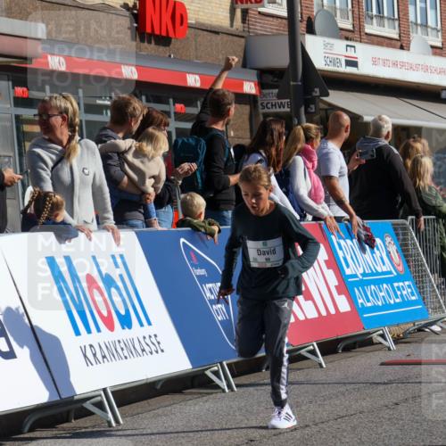 15.09.2024 - PSD Bank Halbmarathon Michael Strokosch http://msf.ph/oto/7070586 15.09.2024 10:26:51 Ziel 42, 69, 134, 212, 215, 284 meine-sportfotos.de