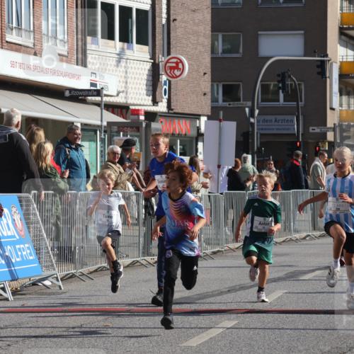 15.09.2024 - PSD Bank Halbmarathon Michael Strokosch http://msf.ph/oto/7070672 15.09.2024 10:27:00 Ziel 18, 42, 69, 75, 82, 167, 198, 210, 270, 284, 294 meine-sportfotos.de