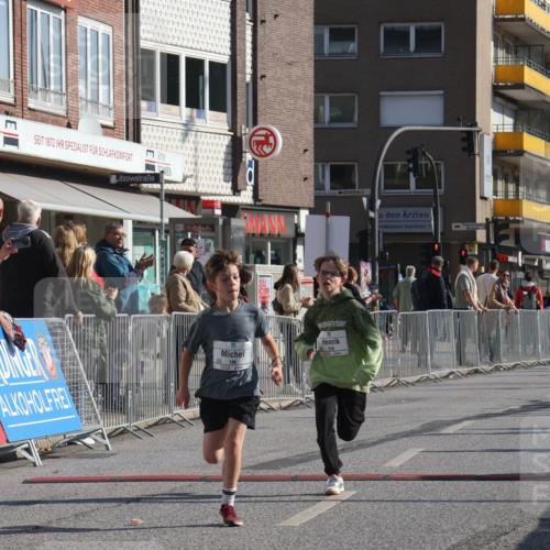15.09.2024 - PSD Bank Halbmarathon Michael Strokosch http://msf.ph/oto/7070754 15.09.2024 10:27:06 Ziel 18, 42, 75, 82, 87, 136, 167, 198, 210, 270, 294 meine-sportfotos.de