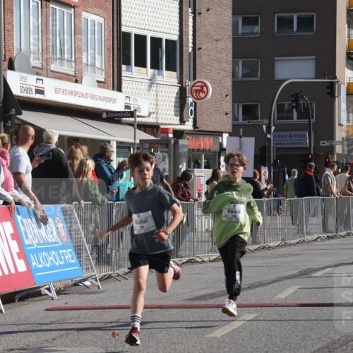 15.09.2024 - PSD Bank Halbmarathon Michael Strokosch http://msf.ph/oto/7070757 15.09.2024 10:27:06 Ziel 18, 42, 75, 82, 87, 136, 167, 198, 210, 270, 294 meine-sportfotos.de