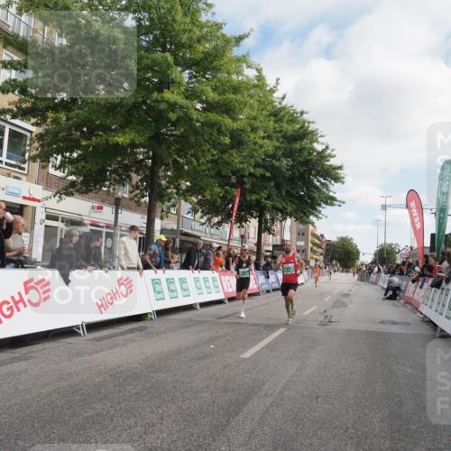 15.09.2024 - PSD Bank Halbmarathon Miley Keyser http://msf.ph/oto/7070811 15.09.2024 11:23:59 Ziel 659, 672, 675, 891, 1034, 1072, 1098 meine-sportfotos.de