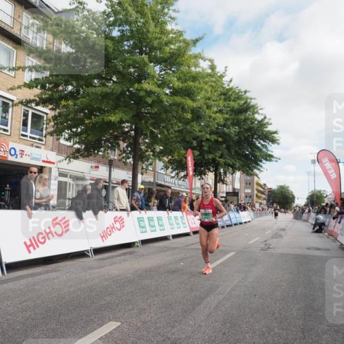 15.09.2024 - PSD Bank Halbmarathon Miley Keyser http://msf.ph/oto/7071006 15.09.2024 11:24:11 Ziel 610, 659, 677, 891, 1098 meine-sportfotos.de