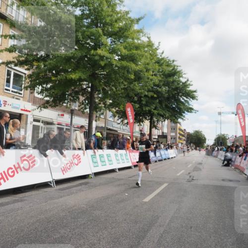 15.09.2024 - PSD Bank Halbmarathon Miley Keyser http://msf.ph/oto/7071053 15.09.2024 11:24:17 Ziel 610, 644, 659, 677, 883, 891, 1014 meine-sportfotos.de