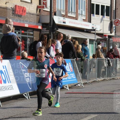 15.09.2024 - PSD Bank Halbmarathon Michael Strokosch http://msf.ph/oto/7071701 15.09.2024 10:28:28 Ziel 26, 45, 89, 92, 149, 162, 166, 183, 184, 192, 243, 273, 285 meine-sportfotos.de