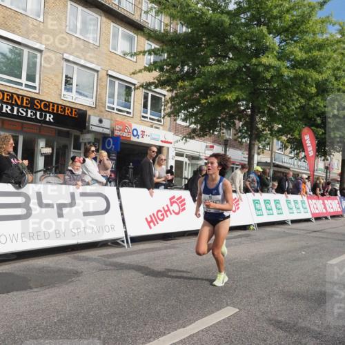 15.09.2024 - PSD Bank Halbmarathon Miley Keyser http://msf.ph/oto/7071857 15.09.2024 11:25:51 Ziel 670, 671, 723, 1025, 2616 meine-sportfotos.de