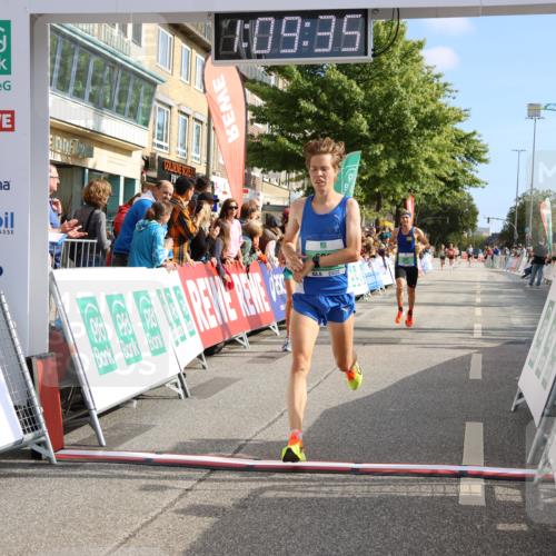 15.09.2024 - PSD Bank Halbmarathon Strokosch-Dieckow http://msf.ph/oto/7073150 15.09.2024 11:10:26 Ziel 463, 478, 484, 501, 507, 519 meine-sportfotos.de