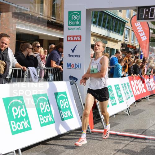 15.09.2024 - PSD Bank Halbmarathon Strokosch-Dieckow http://msf.ph/oto/7074055 15.09.2024 11:10:48 Ziel 404, 512, 520, 840 meine-sportfotos.de