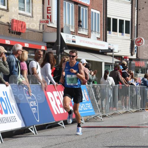 15.09.2024 - PSD Bank Halbmarathon Michael Strokosch http://msf.ph/oto/7075236 15.09.2024 11:05:46 Ziel 452 meine-sportfotos.de