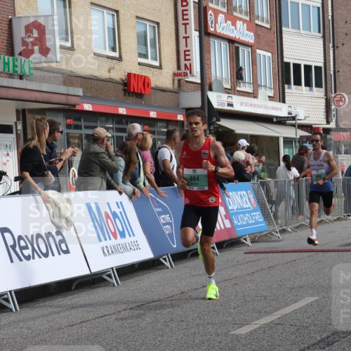15.09.2024 - PSD Bank Halbmarathon Michael Strokosch http://msf.ph/oto/7075817 15.09.2024 11:07:18 Ziel 462, 464, 465, 482 meine-sportfotos.de