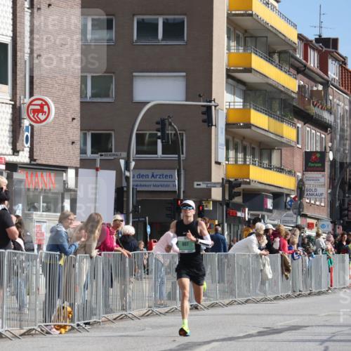 15.09.2024 - PSD Bank Halbmarathon Michael Strokosch http://msf.ph/oto/7076303 15.09.2024 11:08:37 Ziel 477, 487, 562, 807, 1076 meine-sportfotos.de