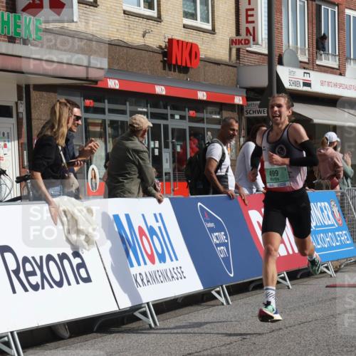 15.09.2024 - PSD Bank Halbmarathon Michael Strokosch http://msf.ph/oto/7076563 15.09.2024 11:09:11 Ziel 495, 499, 510, 529 meine-sportfotos.de
