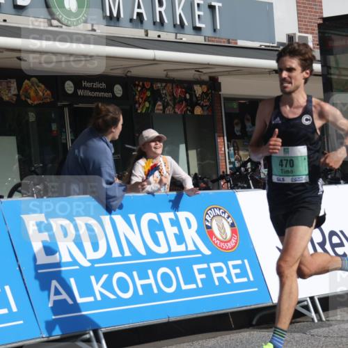 15.09.2024 - PSD Bank Halbmarathon Michael Strokosch http://msf.ph/oto/7076954 15.09.2024 11:10:00 Ziel 470, 473, 480, 484, 490, 514, 519, 531 meine-sportfotos.de