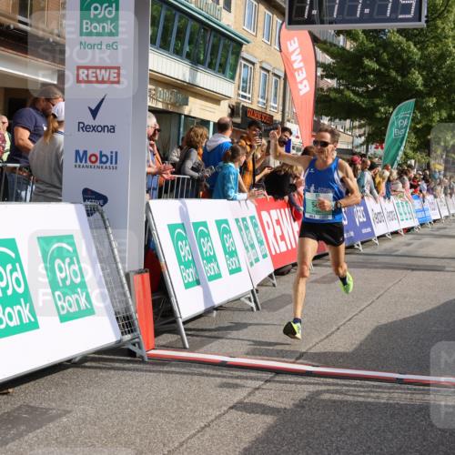 15.09.2024 - PSD Bank Halbmarathon Strokosch-Dieckow http://msf.ph/oto/7077040 15.09.2024 11:12:10 Ziel 537, 545 meine-sportfotos.de