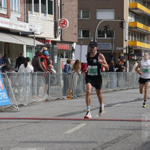 15.09.2024 - PSD Bank Halbmarathon Michael Strokosch http://msf.ph/oto/7077473 15.09.2024 11:11:00 Ziel 481, 524, 543 meine-sportfotos.de