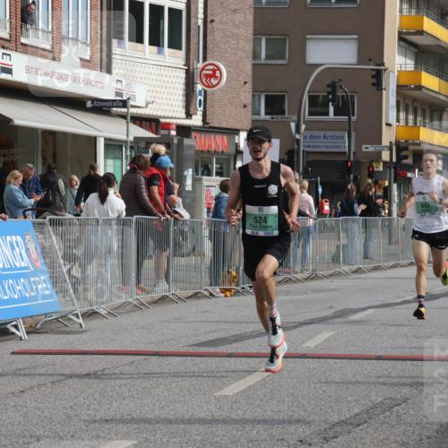 15.09.2024 - PSD Bank Halbmarathon Michael Strokosch http://msf.ph/oto/7077479 15.09.2024 11:11:01 Ziel 481, 513, 523, 524, 543 meine-sportfotos.de