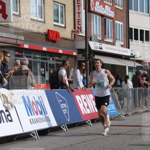 15.09.2024 - PSD Bank Halbmarathon Michael Strokosch http://msf.ph/oto/7078137 15.09.2024 11:12:26 Ziel 498, 509, 526, 528, 534, 838, 841 meine-sportfotos.de