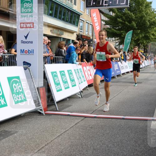15.09.2024 - PSD Bank Halbmarathon Strokosch-Dieckow http://msf.ph/oto/7078698 15.09.2024 11:13:36 Ziel 553, 555, 556, 594, 603, 657 meine-sportfotos.de