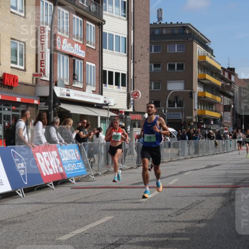 15.09.2024 - PSD Bank Halbmarathon Michael Strokosch http://msf.ph/oto/7079386 15.09.2024 11:14:27 Ziel 417, 540, 544, 564, 568, 589, 613, 845, 848 meine-sportfotos.de