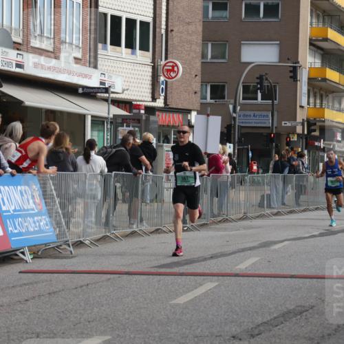 15.09.2024 - PSD Bank Halbmarathon Michael Strokosch http://msf.ph/oto/7080876 15.09.2024 11:16:57 Ziel 536, 561, 601, 621, 623, 1007 meine-sportfotos.de