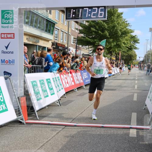 15.09.2024 - PSD Bank Halbmarathon Strokosch-Dieckow http://msf.ph/oto/7082172 15.09.2024 11:18:17 Ziel 418, 582, 583, 863, 1077, 2614 meine-sportfotos.de