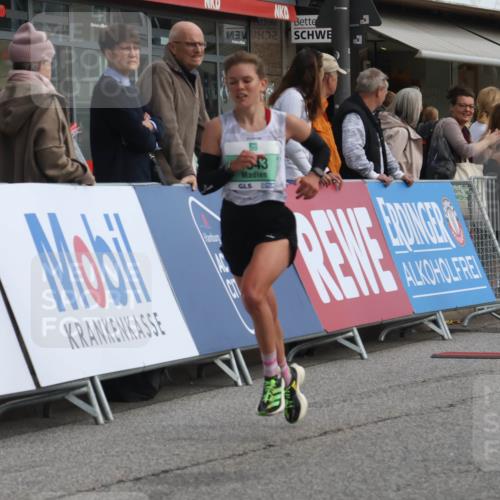 15.09.2024 - PSD Bank Halbmarathon Michael Strokosch http://msf.ph/oto/7082737 15.09.2024 11:20:03 Ziel 611, 843, 1011, 2613 meine-sportfotos.de