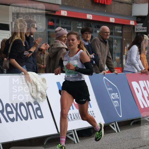 15.09.2024 - PSD Bank Halbmarathon Michael Strokosch http://msf.ph/oto/7082747 15.09.2024 11:20:03 Ziel 611, 843, 1011, 2613 meine-sportfotos.de