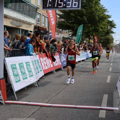 15.09.2024 - PSD Bank Halbmarathon Strokosch-Dieckow http://msf.ph/oto/7084066 15.09.2024 11:16:27 Ziel 407, 410, 497, 560, 604, 632, 1013 meine-sportfotos.de